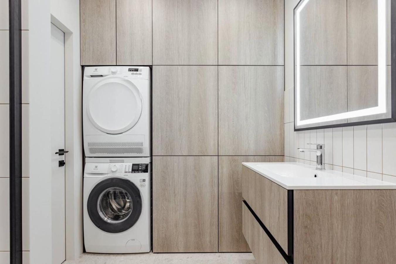 Noviy Bereg Design Apartment Odesa Exterior photo